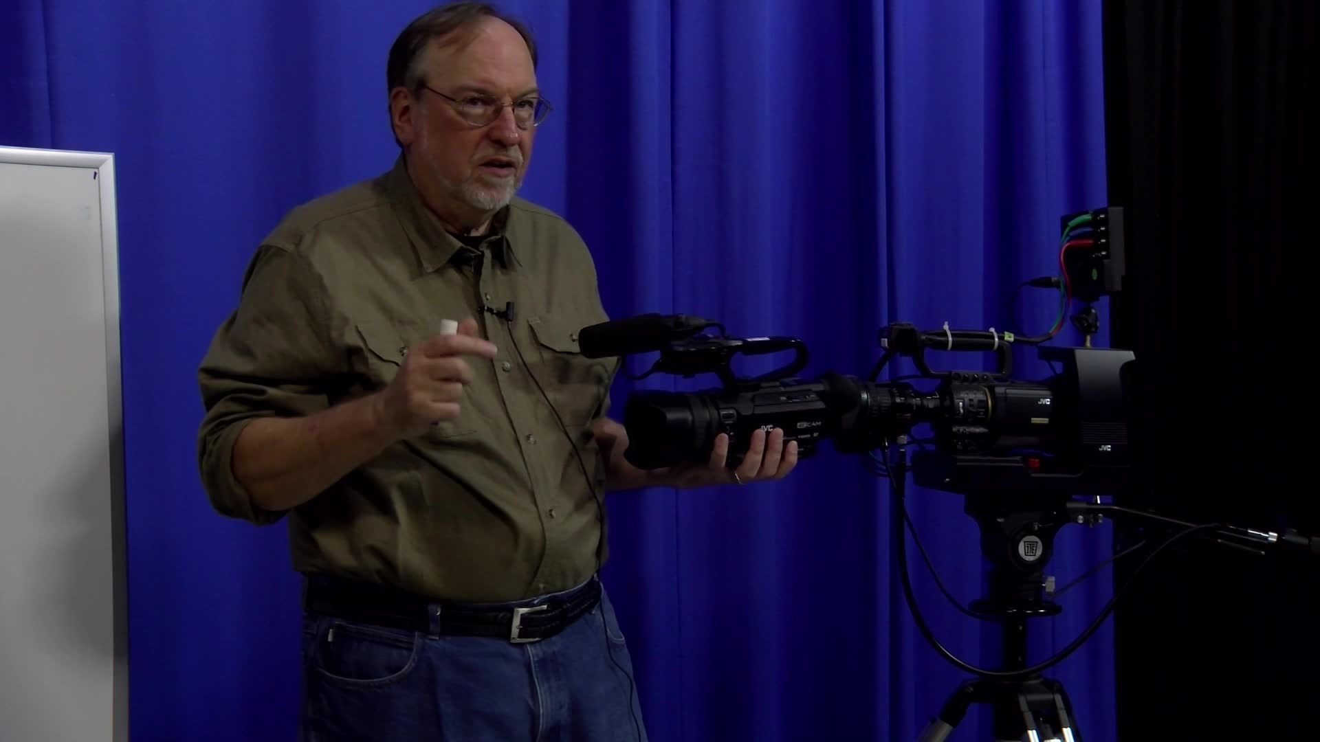 Thumbnail image for Basic iNtro to Video Cameras and Video with Garry