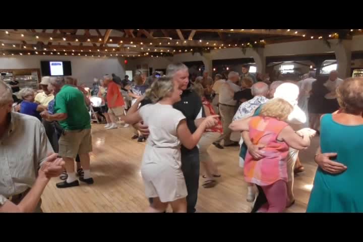 Lights Camera Polka #587