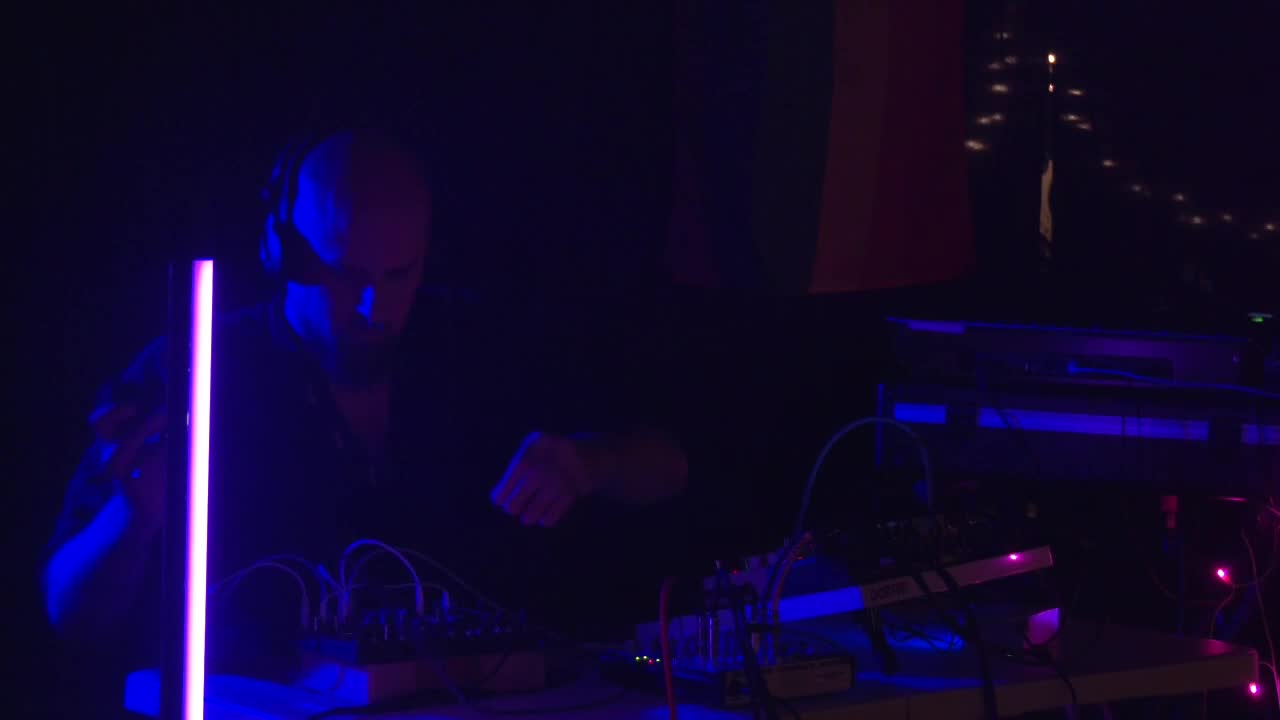 Thumbnail image for Caldon Glover