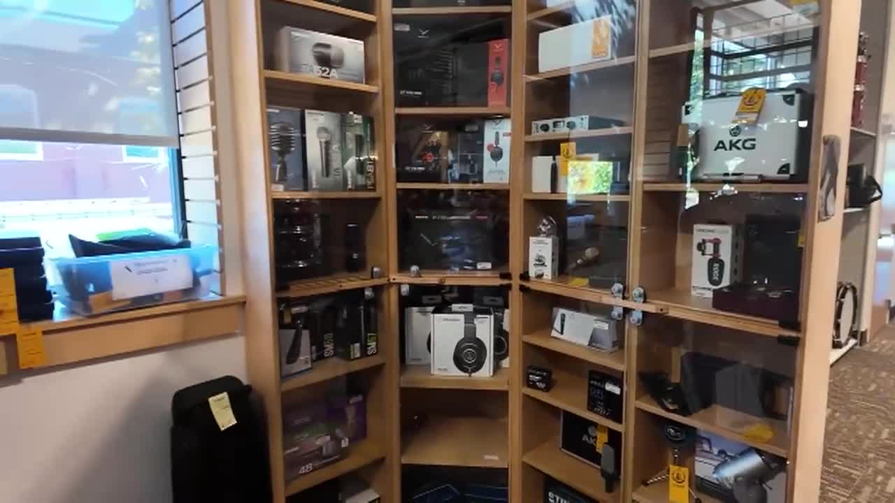 Twang Table - Mill River Music